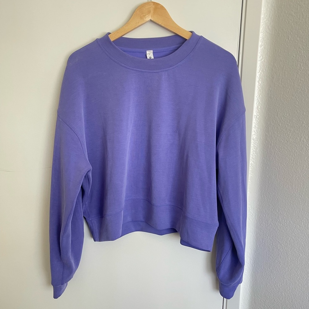 BNWOT Lululemon softstreme oversized cropped sweatshirt